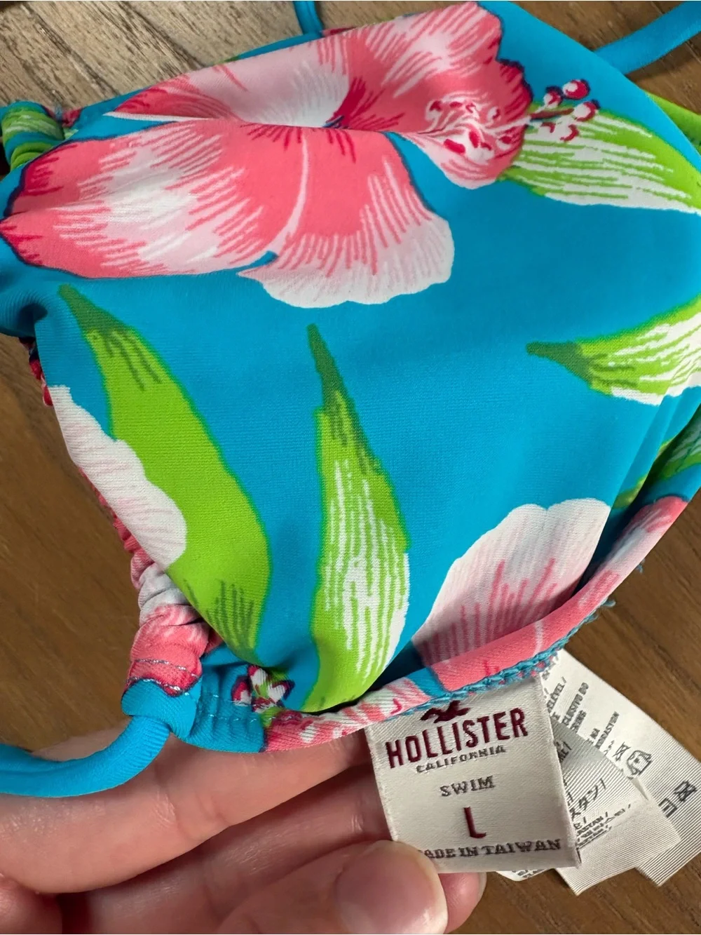 Hollister bright blue